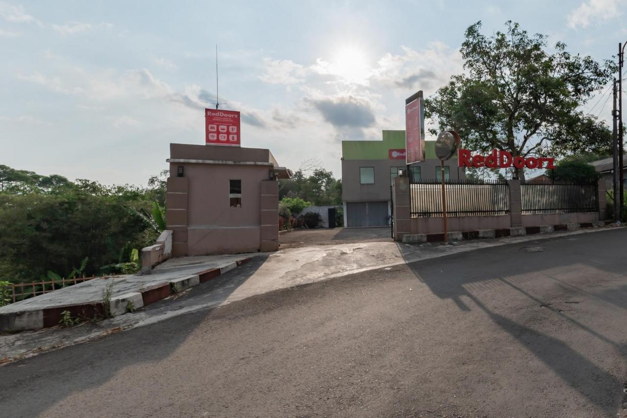 Reddoorz Syariah Near Rs Hermina Sukabumi Extérieur photo