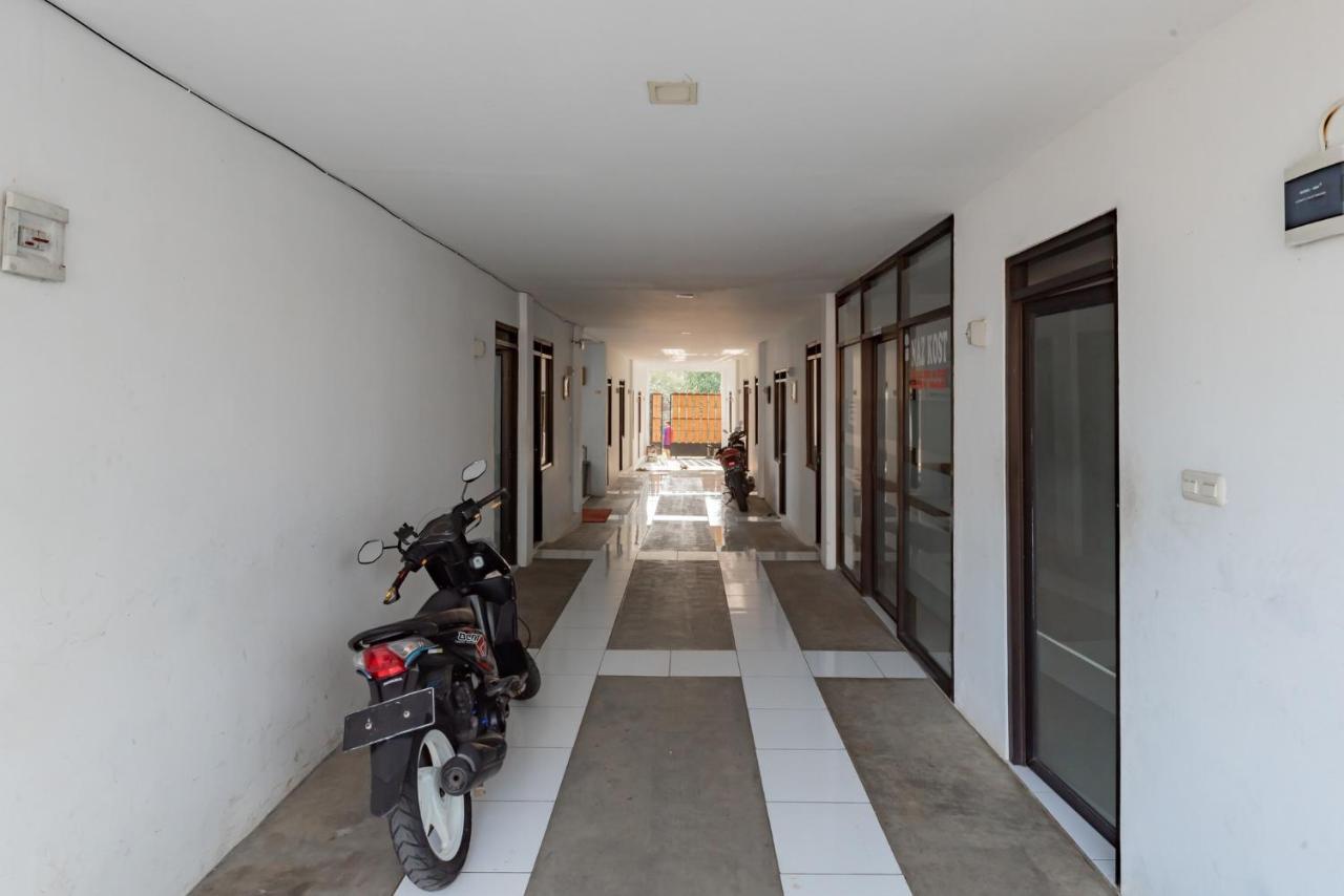 Reddoorz Syariah Near Rs Hermina Sukabumi Extérieur photo